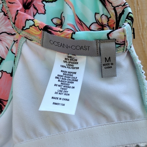 Ocean+Coast - Floral Tankini Swim Top - Picture 15 of 16